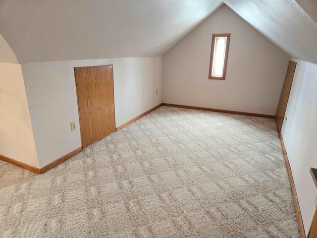 1421 S 21ST STREET, Manitowoc, WI 54220