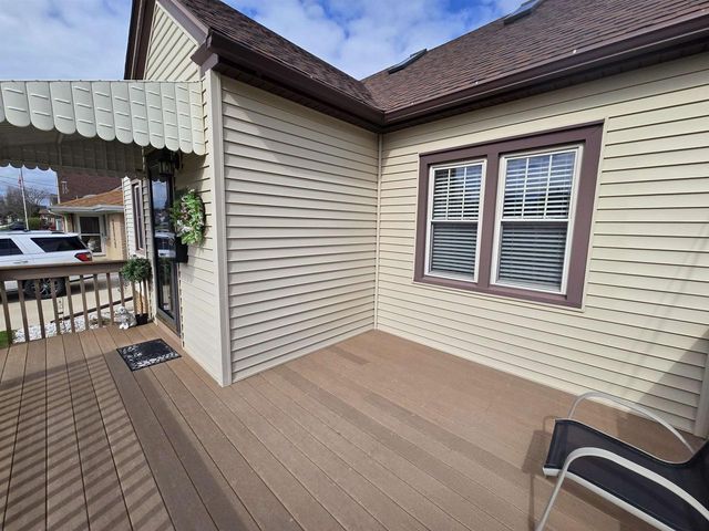 1421 S 21ST STREET, Manitowoc, WI 54220