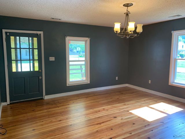 1301 Halsey Avenue, Huntsville, AL 35801