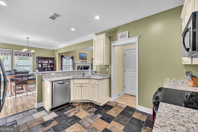 82 S Salem Drive, Mcdonough, GA 30253