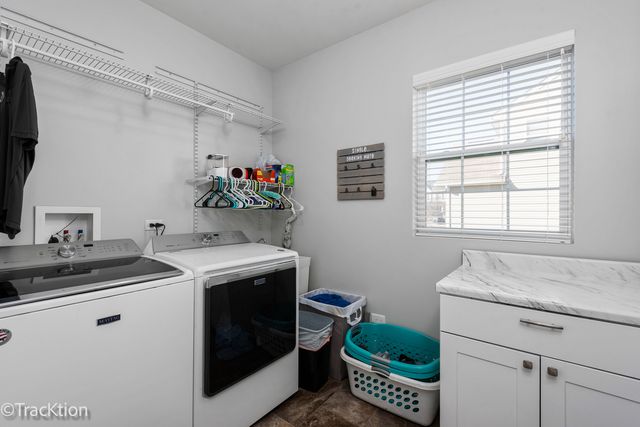 7801 Jewelflower Court, Joliet, IL 60431