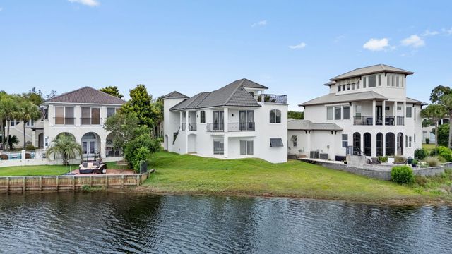 101 Vista Bluffs, Destin, FL 32541