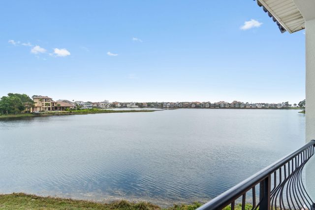 101 Vista Bluffs, Destin, FL 32541