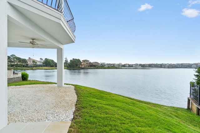 101 Vista Bluffs, Destin, FL 32541