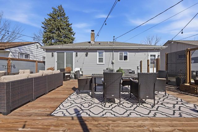 4931 W Norwich COURT, Milwaukee, WI 53220