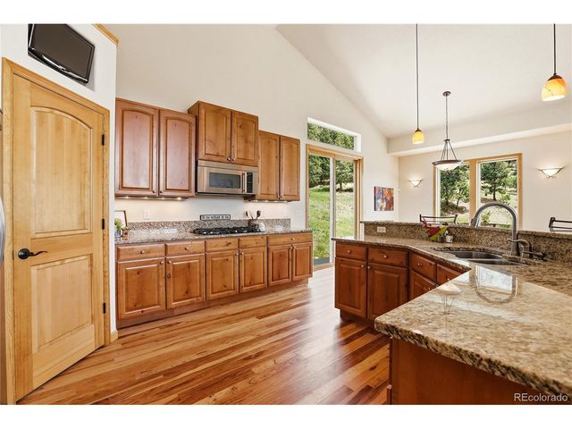 31735 Kiva Ln, Evergreen, CO 80439