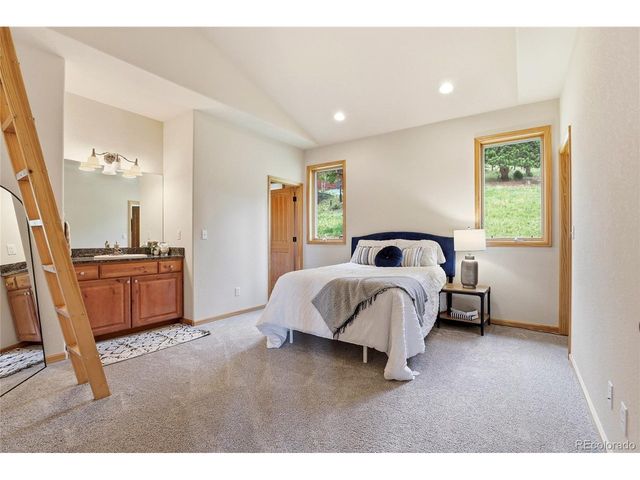 31735 Kiva Ln, Evergreen, CO 80439