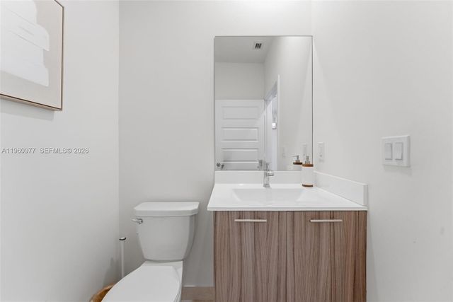 8301 NW 41st St B-407, Doral, FL 33166