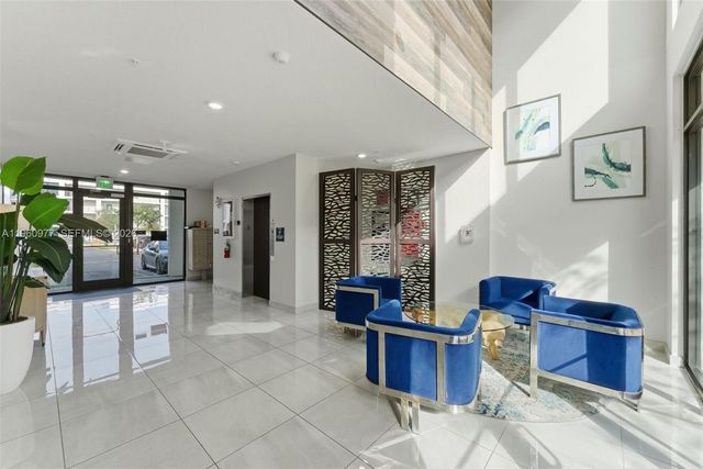 8301 NW 41st St B-407, Doral, FL 33166