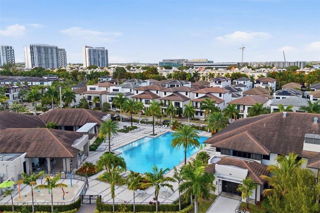 8301 NW 41st St B-407, Doral, FL 33166