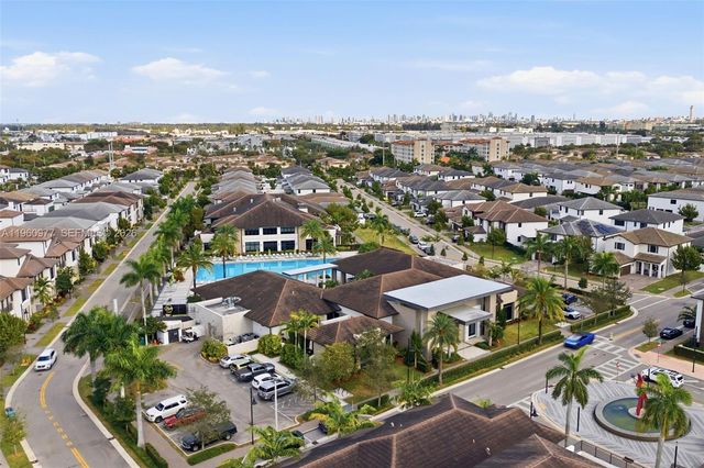 8301 NW 41st St B-407, Doral, FL 33166