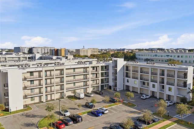 8301 NW 41st St B-407, Doral, FL 33166