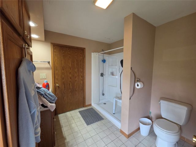 2040 Riverview Street SE, Cedar Rapids, IA 52403