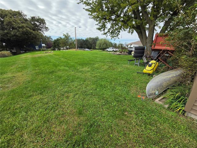 2040 Riverview Street SE, Cedar Rapids, IA 52403