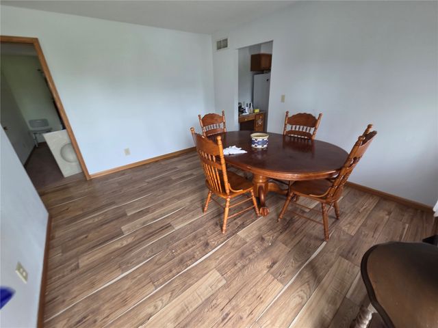 2040 Riverview Street SE, Cedar Rapids, IA 52403
