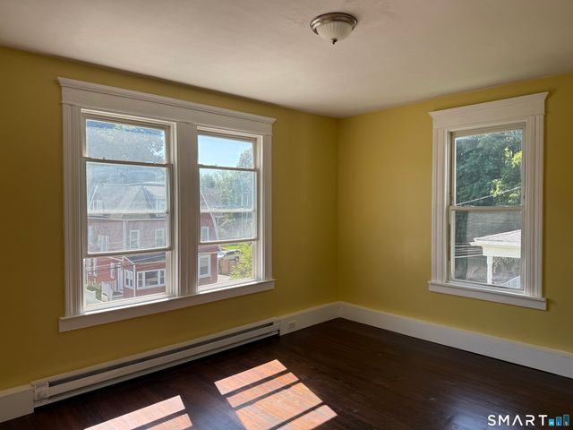 64 Kensington Heights, Meriden, CT 06451