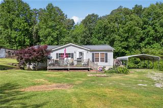 418 Chauga Road, Westminster, SC 29693