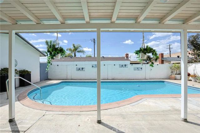 1313 N Crestlane, Anaheim, CA 92805