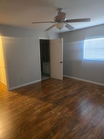 400 18th Street P-5, Vero Beach, FL 32960