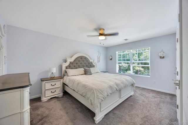 5 The Green B, Shirley, NY 11967
