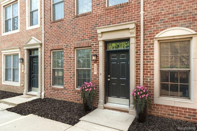 548 Graten Street, Birmingham, MI 48009