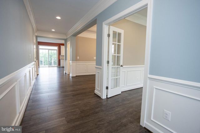 2425 MORGANS POINT DR, Dumfries, VA 22026