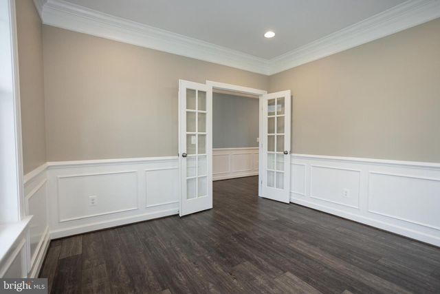 2425 MORGANS POINT DR, Dumfries, VA 22026