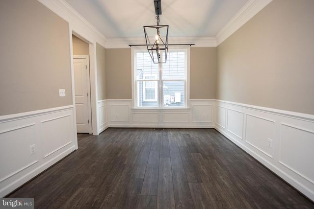 2425 MORGANS POINT DR, Dumfries, VA 22026