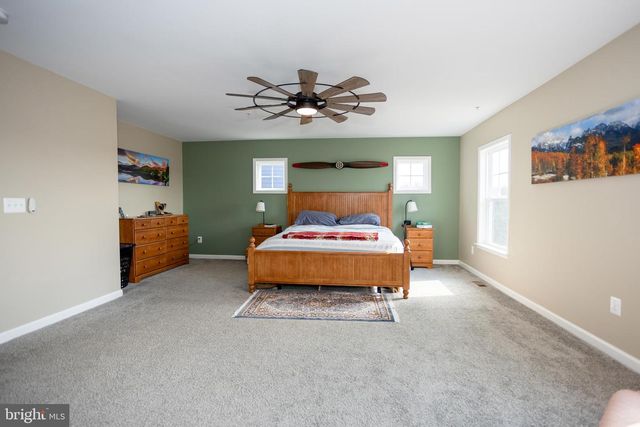 2425 MORGANS POINT DR, Dumfries, VA 22026