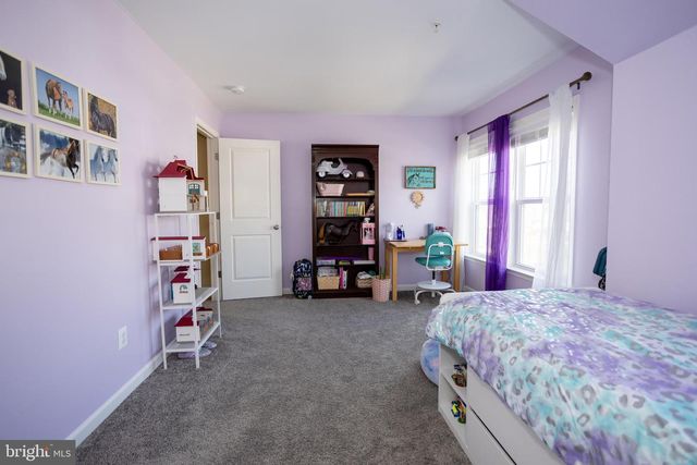 2425 MORGANS POINT DR, Dumfries, VA 22026
