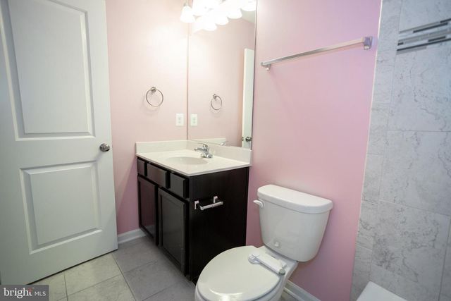 2425 MORGANS POINT DR, Dumfries, VA 22026