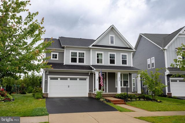 2425 MORGANS POINT DR, Dumfries, VA 22026