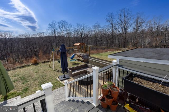 2425 MORGANS POINT DR, Dumfries, VA 22026