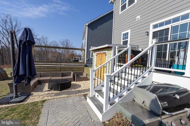 2425 MORGANS POINT DR, Dumfries, VA 22026