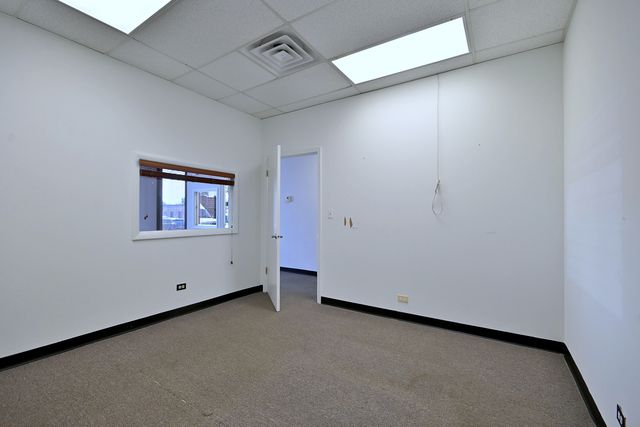 1238 REMINGTON Road, Schaumburg, IL 60173