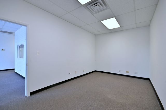1238 REMINGTON Road, Schaumburg, IL 60173