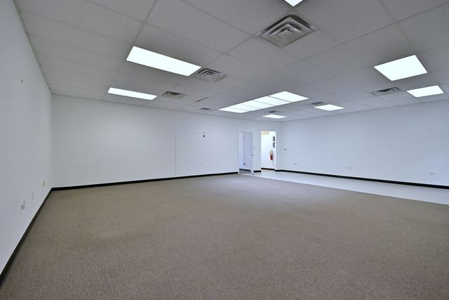 1238 REMINGTON Road, Schaumburg, IL 60173