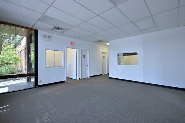 1238 REMINGTON Road, Schaumburg, IL 60173
