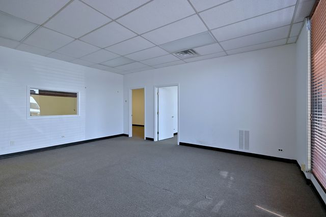 1238 REMINGTON Road, Schaumburg, IL 60173