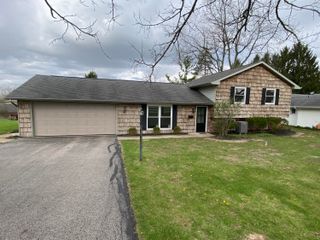 209 Shady Lane Drive 209 Shady Lane Drive, Bellefontaine, OH 43311