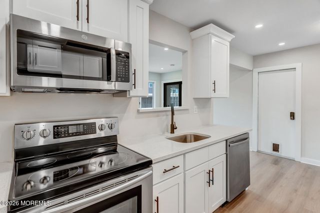 56 Georgetown Boulevard, Barnegat, NJ 08005