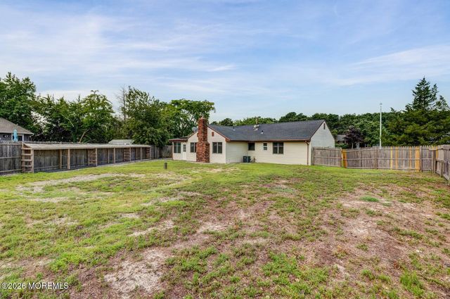 56 Georgetown Boulevard, Barnegat, NJ 08005