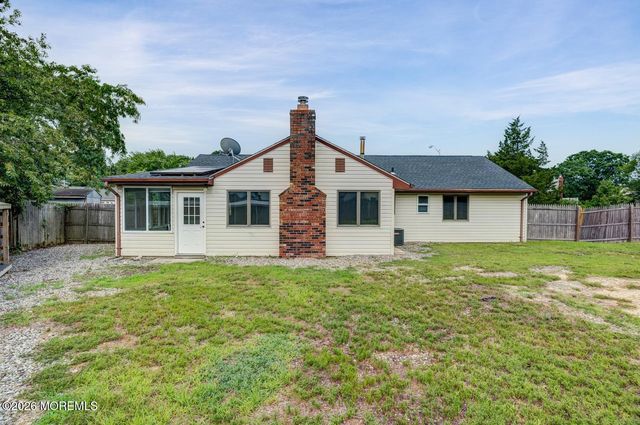 56 Georgetown Boulevard, Barnegat, NJ 08005