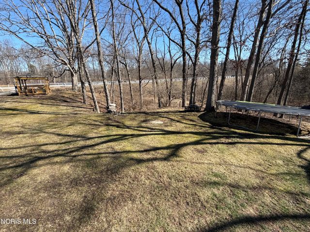 8820 Ohio 15, Defiance, OH 43512