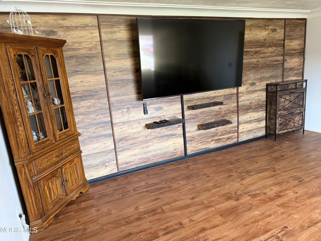 8820 Ohio 15, Defiance, OH 43512