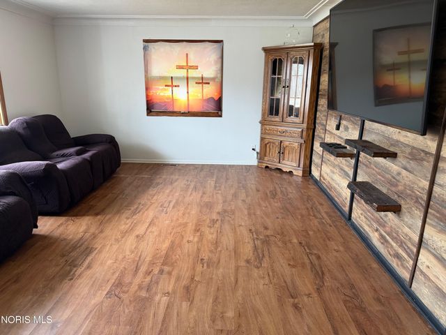 8820 Ohio 15, Defiance, OH 43512