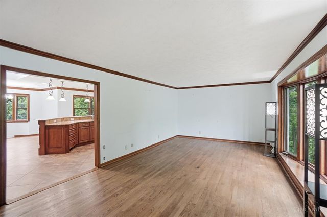1122 Thornhill Lane, Lawrenceburg, IN 47025