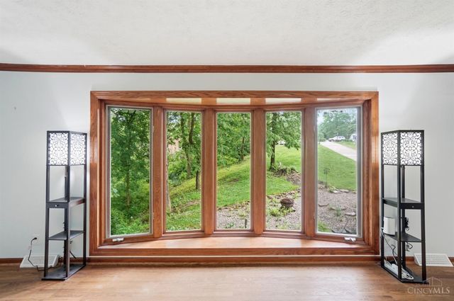1122 Thornhill Lane, Lawrenceburg, IN 47025