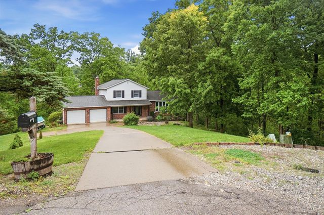 1122 Thornhill Lane, Lawrenceburg, IN 47025