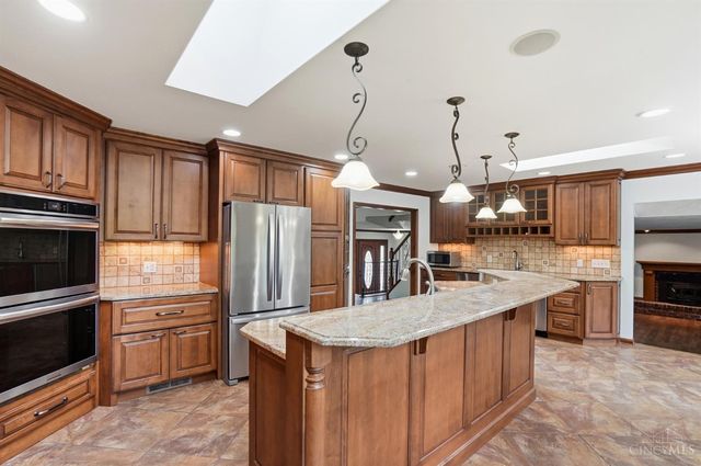 1122 Thornhill Lane, Lawrenceburg, IN 47025